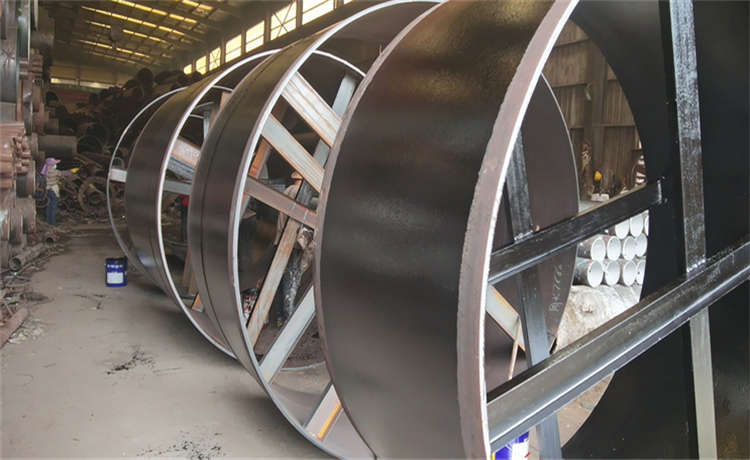 鋼頂管加工廠家,打樁鋼護筒廠家,1650mm螺旋鋼管,400mm螺旋管