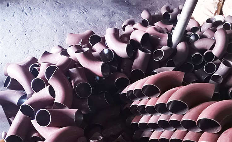 1724mm螺旋鋼管，1324mm螺旋焊管，立柱管廠家，鋼材場(chǎng)旋挖樁鋼護(hù)筒廠家