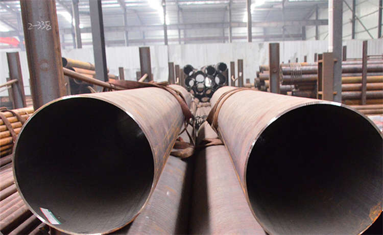 廠家電話，螺旋管型號規(guī)格，鋼鐵世界2100mm螺旋鋼管，820-12螺旋鋼管