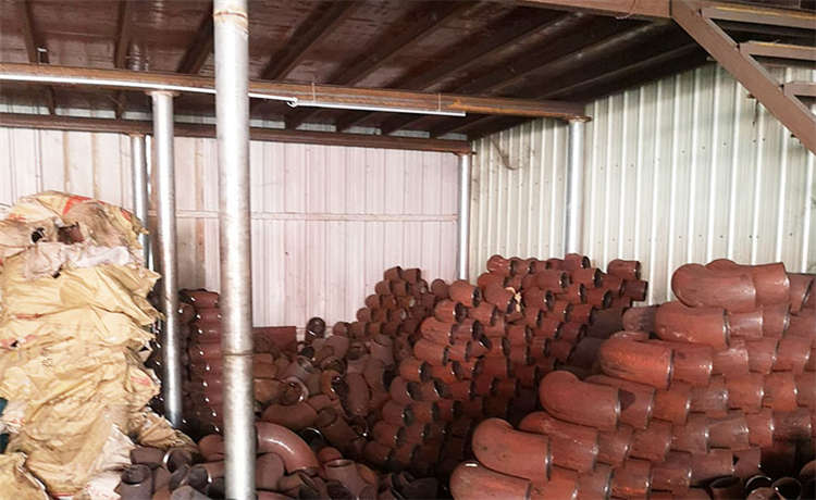 800 五油三布螺旋管,佛山煙囪鋼管,供應(yīng)各種型號螺旋鋼管,焊接鋼管廠家