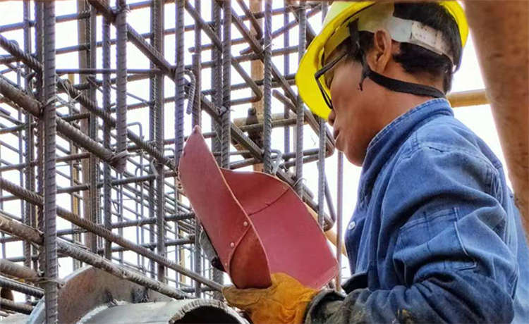 1320螺旋管廠家,給水防腐螺旋管,內徑1600mm螺旋管,螺旋焊管2400